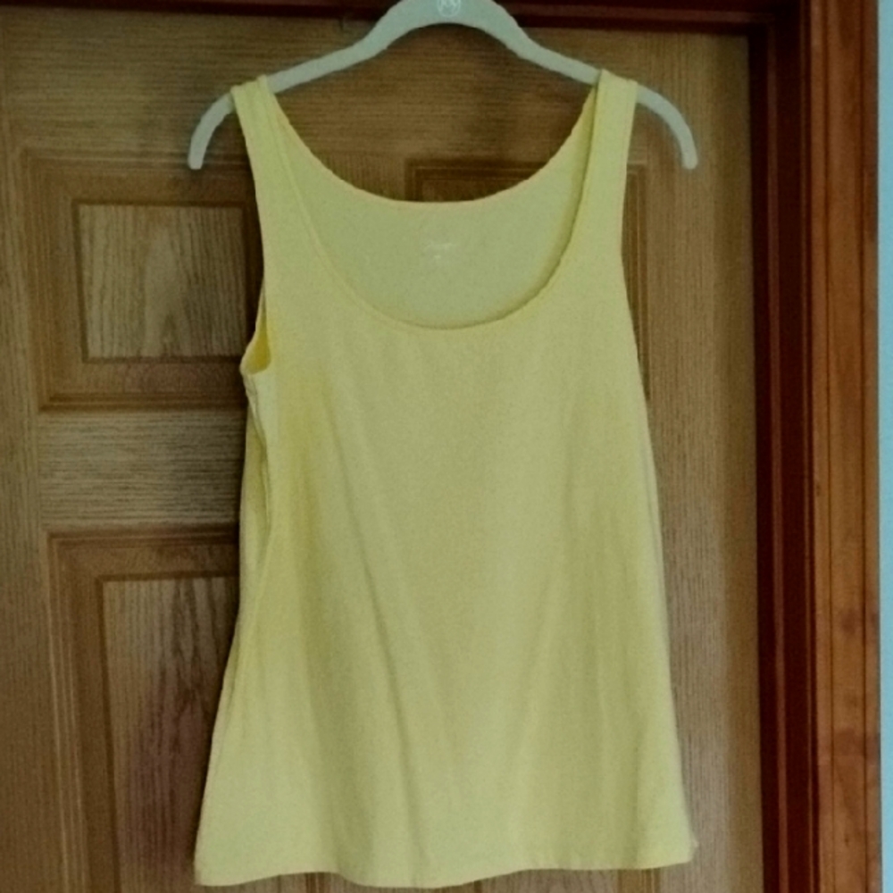 MOTTO TANK TOP YELLOW MEDIUM NEW NEVER WORN!
